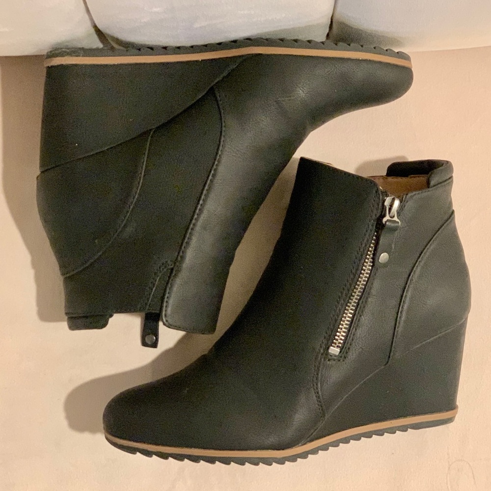 SOUL Naturalizer | Haley Wedge Boot | Sz. 8.5M - Picture 2 of 5